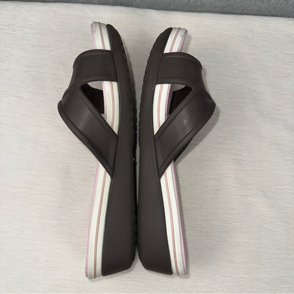 Crocs Shoes Womens 7 Brown Pink Open Toe Slip On Sandals - Picture 3 of 8